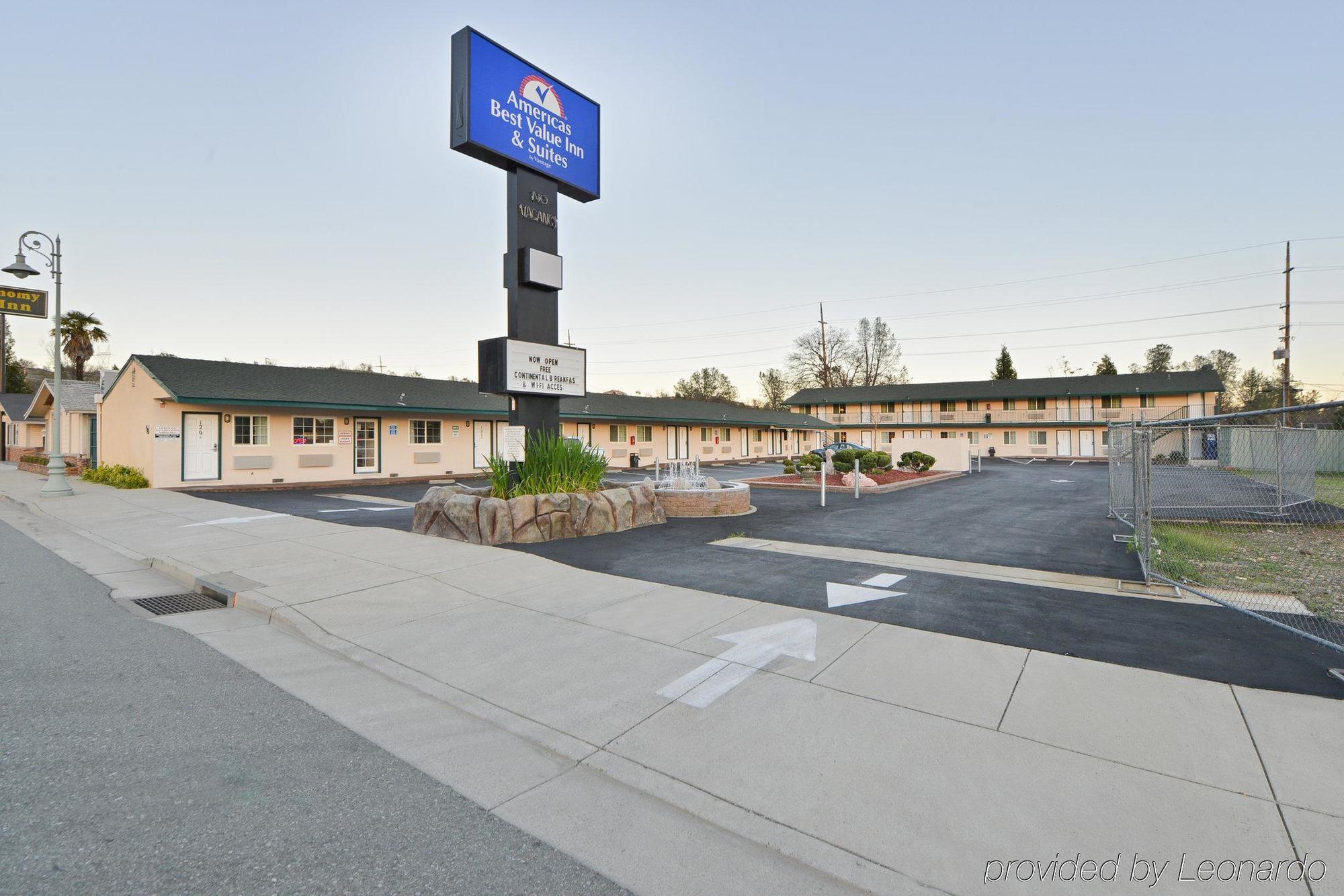 רדינג Value Inn & Suites מראה חיצוני תמונה