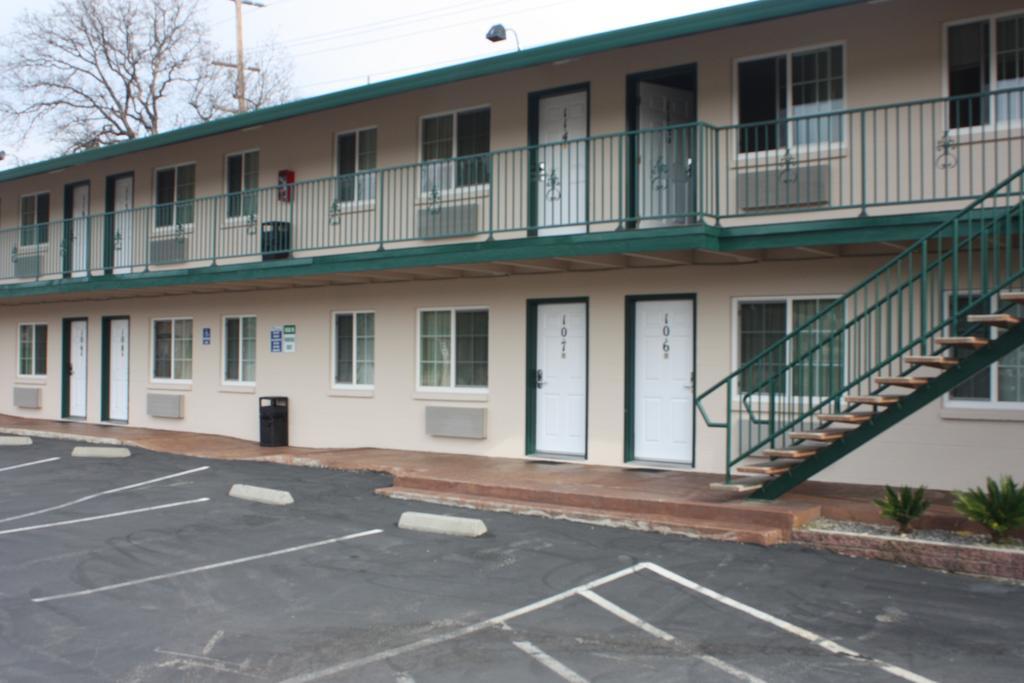 רדינג Value Inn & Suites מראה חיצוני תמונה