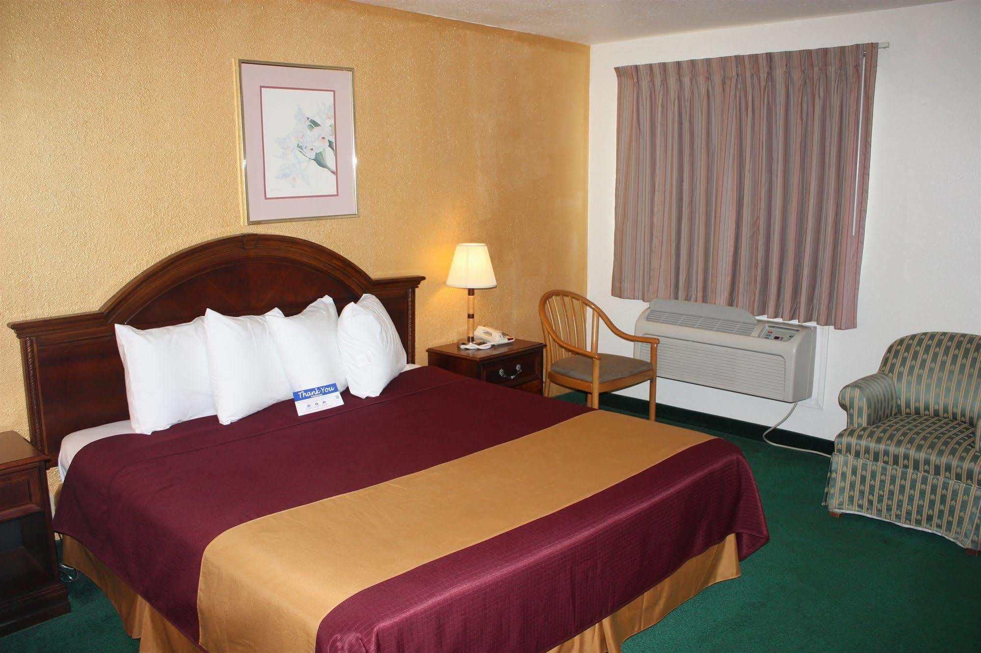 רדינג Value Inn & Suites מראה חיצוני תמונה