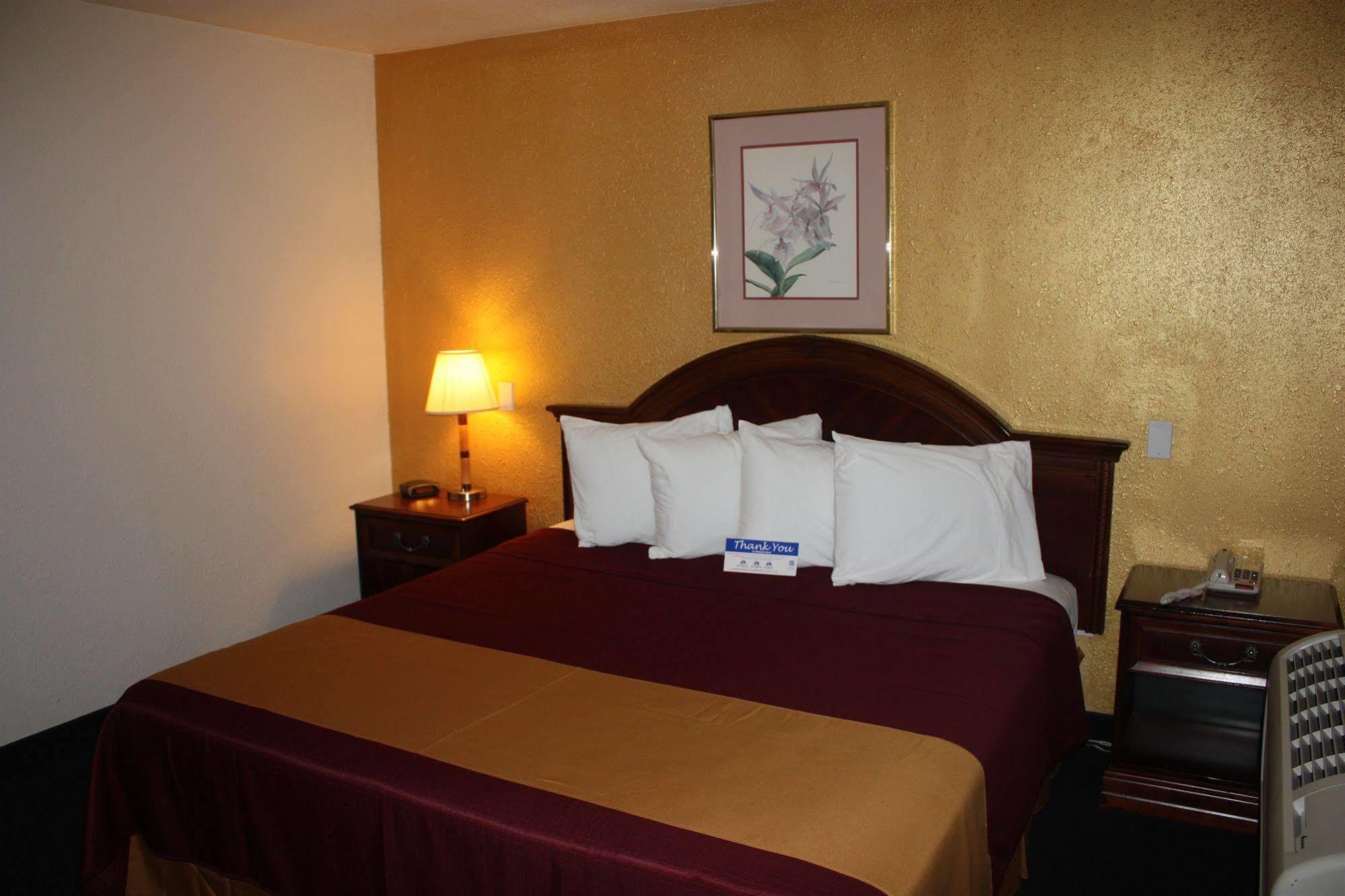 רדינג Value Inn & Suites מראה חיצוני תמונה
