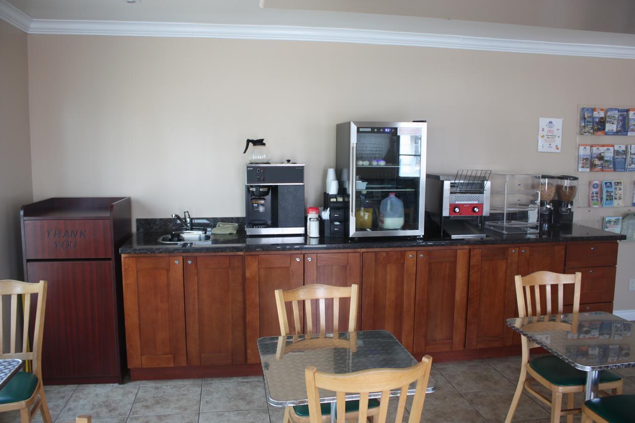 רדינג Value Inn & Suites מראה חיצוני תמונה