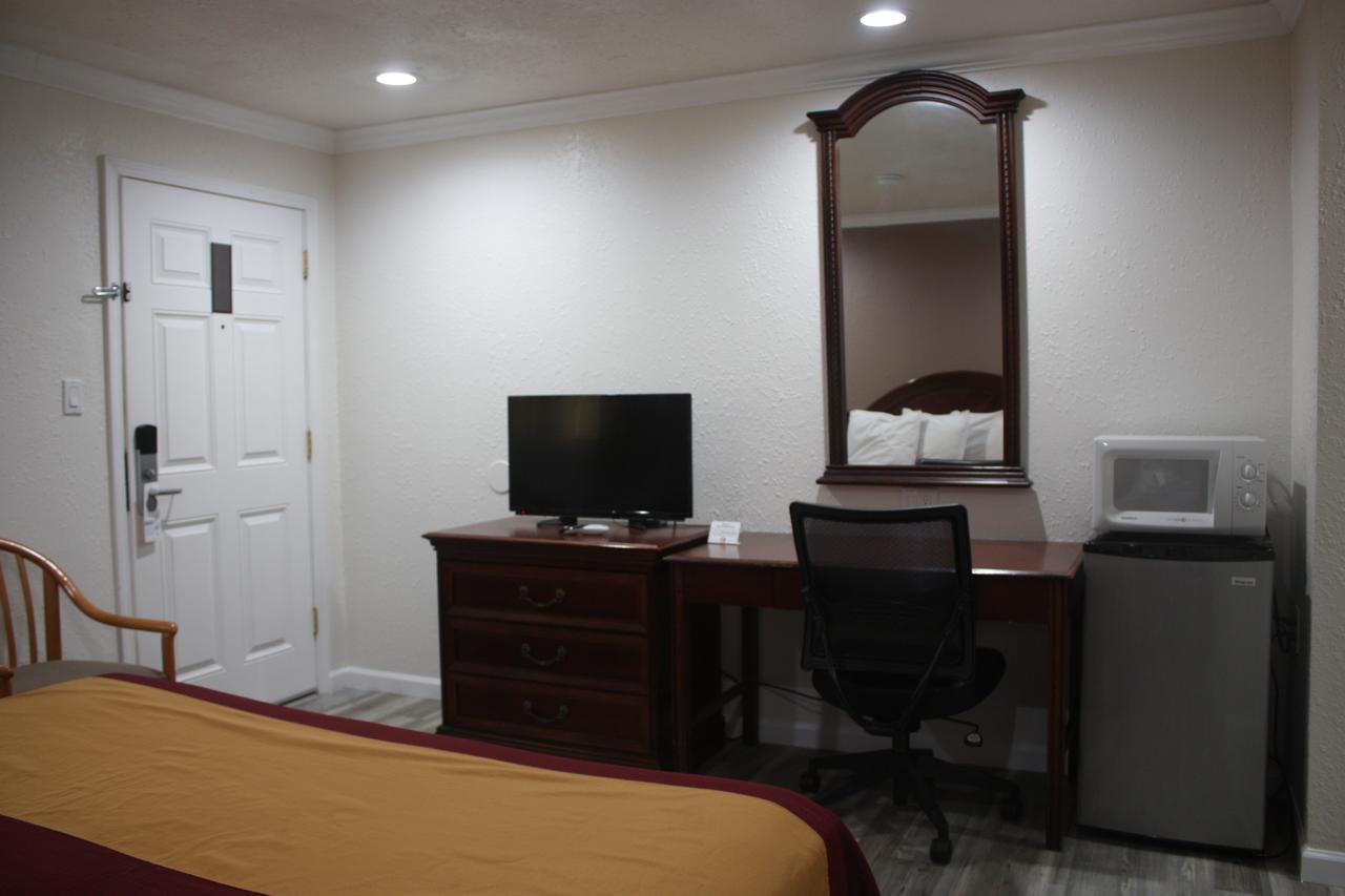 רדינג Value Inn & Suites מראה חיצוני תמונה