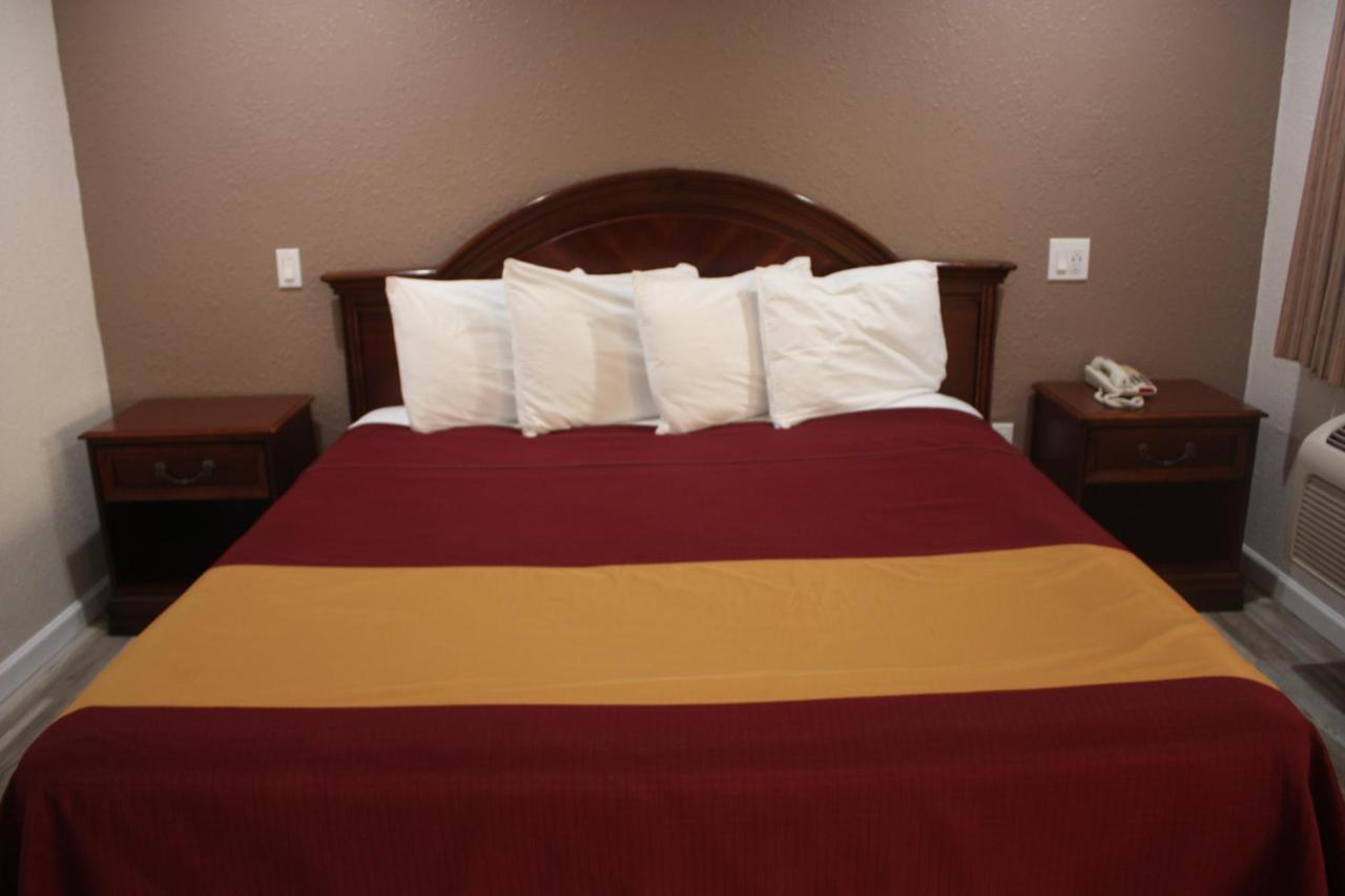 רדינג Value Inn & Suites מראה חיצוני תמונה